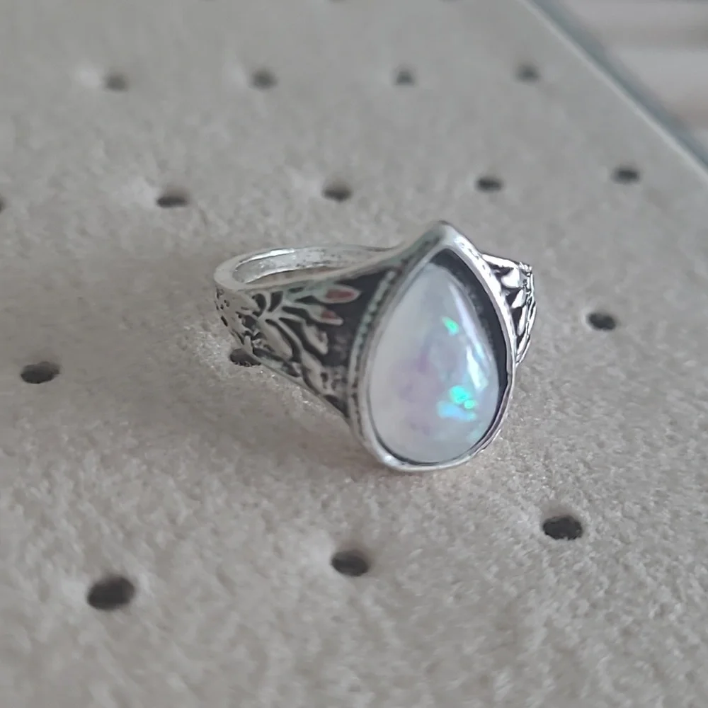 Princess  Ring - Picture 3 of 4